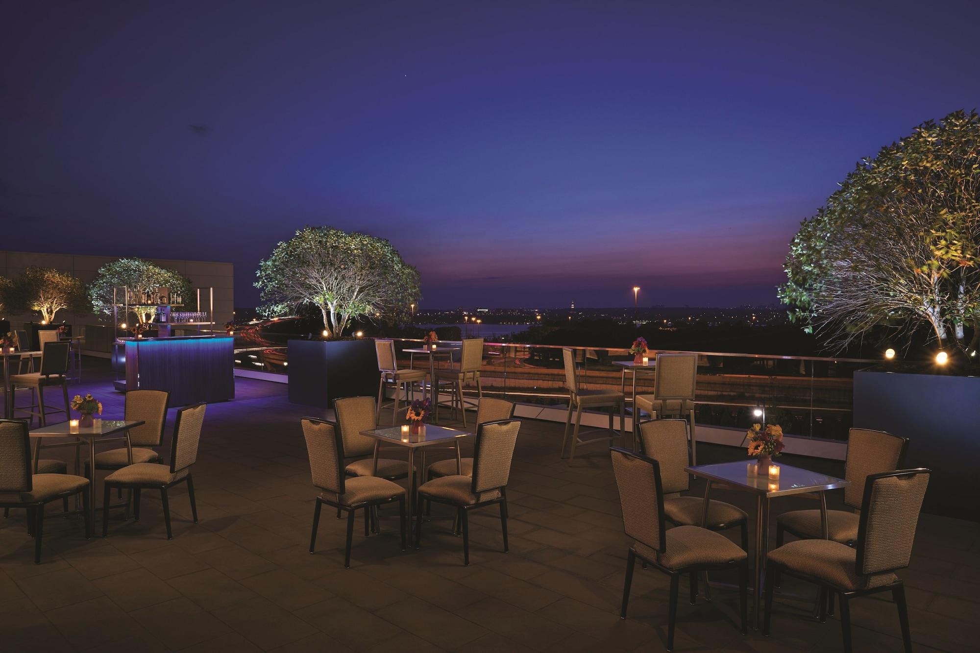 Mgm National Harbor Hotel Oxon Hill Exterior photo